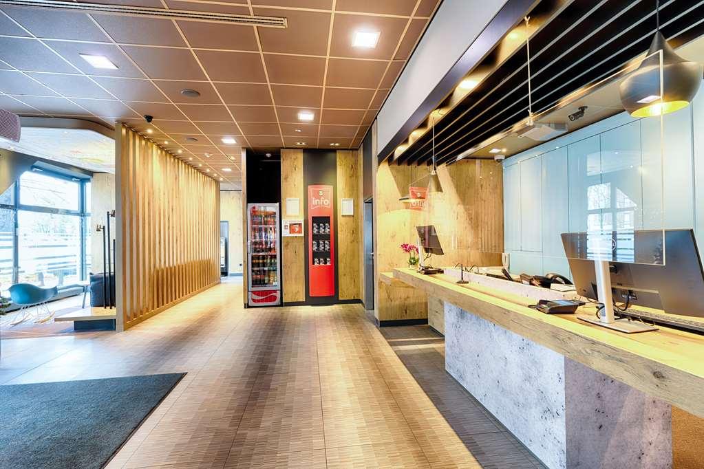 Dusseldorf-hbf Hotel