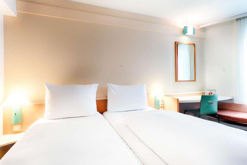 Hotel Dusseldorf-hbf *
